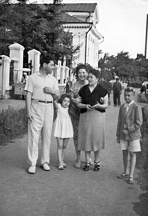  Взде кинотеатра Октябрьской Революции